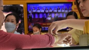 Giá vàng hôm nay, 19-6: Đảo chiều đi xuống