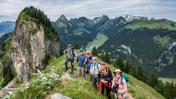 Kinh nghiệm trekking dãy Alps: Vượt qua ranh giới của chính mình giữa trời Âu