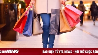 Mua bán hàng xách tay, kê khai thuế thế nào?