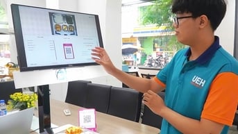 Nhóm sinh viên ĐH Kinh tế TP HCM tạo hệ thống thanh toán bằng AI "siêu tốc"