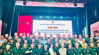 Hà Nội gặp mặt 94 cựu chiến binh, thương binh tiêu biểu
