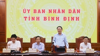 Hội nghị đánh giá tình hình KT-XH 6 tháng đầu năm và triển khai nhiệm vụ trọng tâm 6 tháng cuối năm 2025