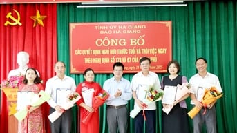 Báo Hà Giang công bố Quyết định nghỉ chế độ cho cán bộ