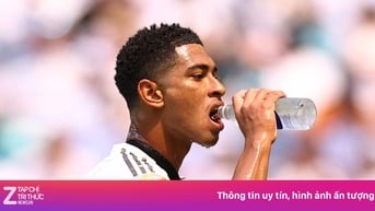 Bellingham lại mắng trọng tài