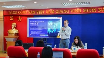 Viglacera trao chứng nhận khóa đào tạo “Ứng dụng AI trong công việc văn phòng” - Tổng công ty Viglacera