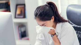 Vì sao giữa mùa Hè nóng bức vẫn dễ bị cảm lạnh?