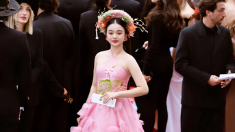 Mẫu teen Việt xinh đẹp, học giỏi tỏa sáng tại Liên hoan phim Cannes 2025