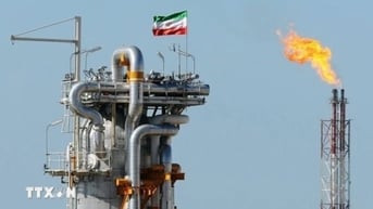 Xung đột giữa Israel và Iran leo thang, giá dầu thế giới tăng gần 3%
