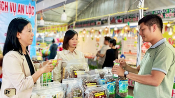 Thủ tướng Chính phủ yêu cầu thực hiện các giải pháp xúc tiến thương mại trong và ngoài nước