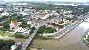 Sức sống mới trên quê hương anh hùng