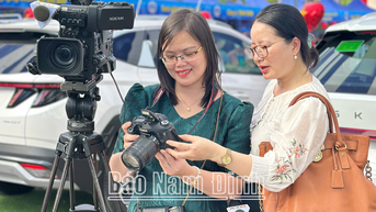 Báo chí - “cầu nối” thúc đẩy chuyển đổi số phát triển