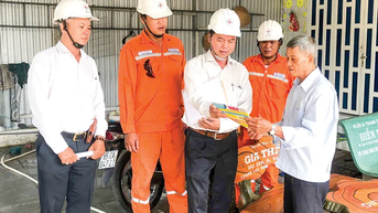 Đẩy mạnh tuyên truyền an toàn điện trong mùa mưa bão