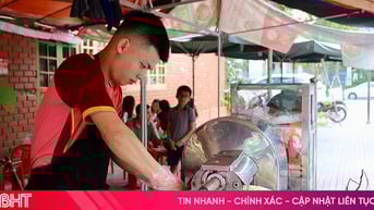 Quán nước bình dân đắt hàng ngày hè