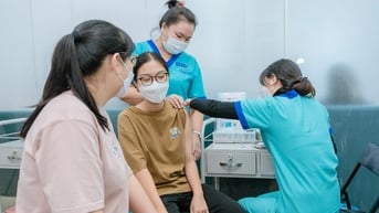 Tiêm vaccine HPV 9-14 tuổi: Hành động nhỏ hôm nay, lá chắn cho tương lai