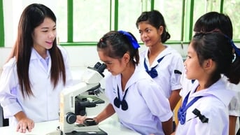 Thay đổi nhận thức xã hội về phụ nữ trong khoa học công nghệ thông qua truyền thông