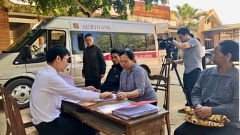 Agribank đồng hành cùng báo chí