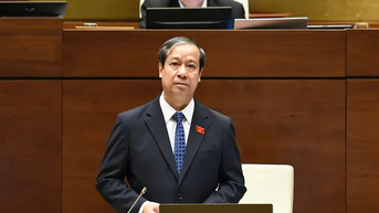 Bộ trưởng Nguyễn Kim Sơn: Trường học hết bạo lực khi 'người lớn không còn đánh nhau nữa'