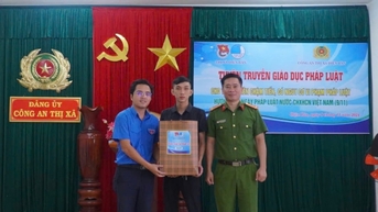 "ដំណើរនៃសេចក្តីជំនឿ" នៅ Dien Ban