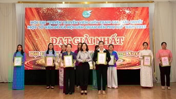 Phụ nữ An Giang chủ động tham gia giải quyết các vấn đề xã hội