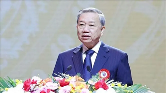 Báo chí phải không ngừng tự đổi mới để phát triển tương xứng tầm vóc thời đại (*)