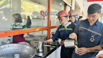 Chăm lo sức khỏe người lao động trong mùa nắng nóng