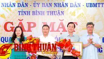 Ủy ban nhân dân tỉnh gặp mặt, chúc mừng Ngày báo chí cách mạng Việt Nam