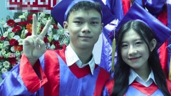 Tấm “hộ chiếu vào đời” đặc biệt cùng lời dặn hãy làm người tử tế