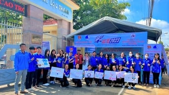Thành Đoàn Bảo Lộc thành lập 7 đội hình thanh niên tình nguyện tiếp sức mùa thi