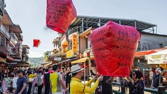 Khách Việt nhập cảnh Đài Loan từ tháng 10 phải khai báo trực tuyến