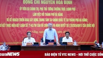 Xây dựng cơ chế đặc thù giao quyền cho địa phương vận hành Trung tâm Tài chính quốc tế