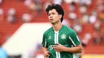 Công Phượng tiếp lửa trước trận quyết định của Bình Phước