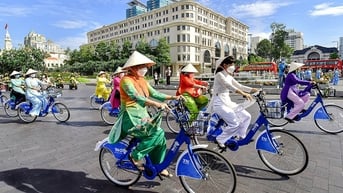 Ngày hội văn hóa áo dài TP.HCM 2025