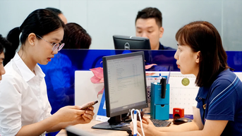 Từ 1/7/2025, ngừng giao dịch thẻ từ ATM, các ngân hàng hỗ trợ chuyển đổi