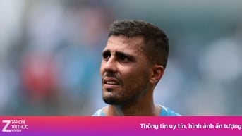 Pep ra phán quyết về Rodri