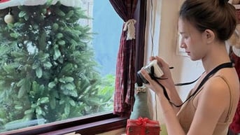 Lối đi ngay dưới chân mình