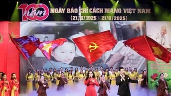 Những ca khúc mang đậm niềm tự hào về nghề báo