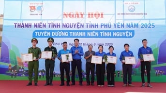 Sôi nổi Ngày hội thanh niên tình nguyện tỉnh Phú Yên