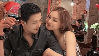 Người mẫu Lê Thu Trang khóc như mưa vì được diễn viên Quang Sơn quỳ gối cầu hôn