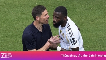 Xabi Alonso nổi giận