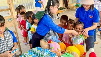 Đảm bảo duy trì thiết thực các hoạt động tình nguyện hè