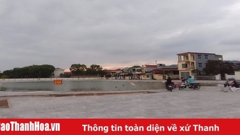 Hoang Hoa៖ ប្រជាជនមានបំណងចង់សាងសង់ផ្លូវដែកការពារនៅបឹងជ្រៅ