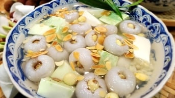 Quả vải chín rộ giá bán ‘rẻ như cho’, chị em mách nhau cách làm món ngon giải nhiệt lạ miệng ngày hè
