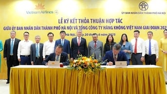 Vietnam Airlines và TP Hà Nội ký kết thỏa thuận hợp tác