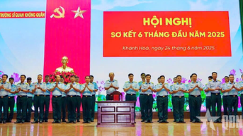 Trường Sĩ quan Không quân sơ kết công tác 6 tháng đầu năm