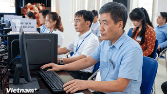 Bộ Nội vụ hướng dẫn về nhân sự tại ủy ban nhân dân, sắp xếp ở đặc khu, thôn, tổ dân phố