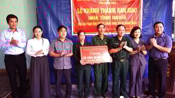 Bàn giao nhà tình nghĩa cho cựu chiến binh hoàn cảnh khó khăn