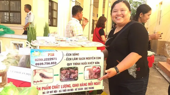 Nuôi ếch sạch khép kín từ ao nuôi đến bàn ăn