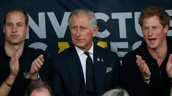 Hoàng tử Harry làm lành với Vua Charles và Thân vương William