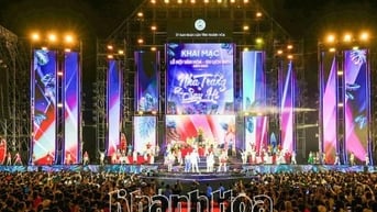 Khánh Hòa khép lại mùa lễ hội ấn tượng, nhiều màu sắc