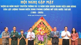 ទីក្រុងហាណូយជួបជាមួយអតីតយុវជនស្ម័គ្រចិត្តជិត 450 នាក់ដែលតស៊ូប្រឆាំងនឹងអាមេរិកដើម្បីសង្គ្រោះប្រទេស